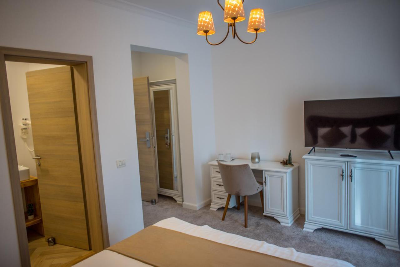 Boga Rooms سِنايا المظهر الخارجي الصورة