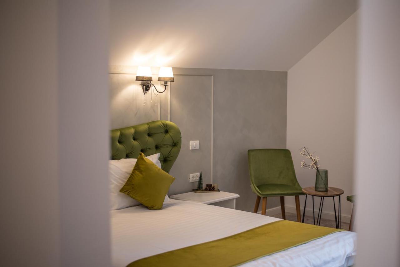 Boga Rooms سِنايا المظهر الخارجي الصورة
