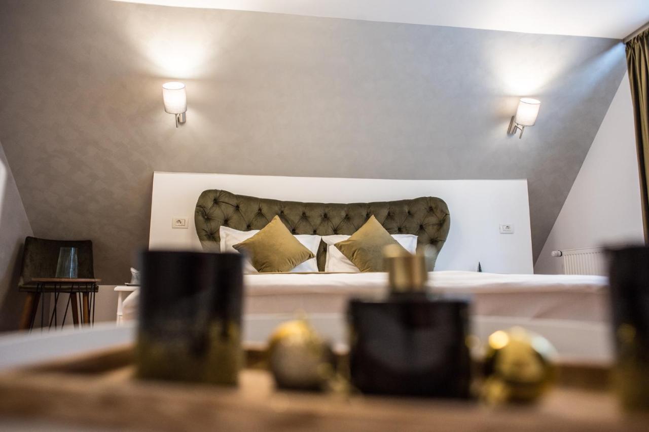 Boga Rooms سِنايا المظهر الخارجي الصورة